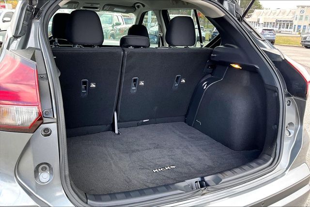 Used 2024 Nissan Kicks SV