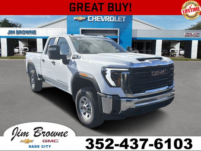 Summit White 2026 GMC Sierra 2500HD Pickup Truck Four-Wheel Drive Automatic