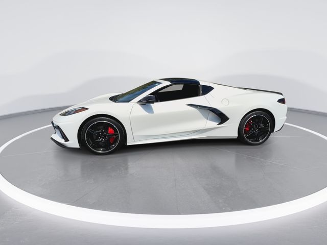 Used 2024 White Chevrolet Stingray image 5