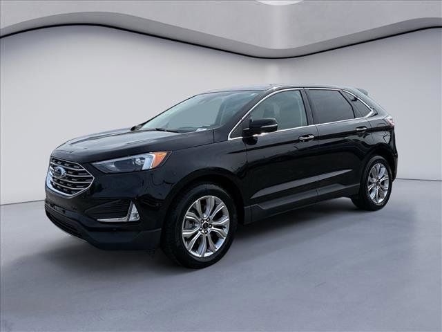 2024 Ford Edge Titanium AWD's photo