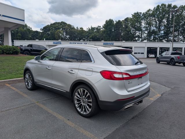 Used 2016 Silver Lincoln Reserve image 3