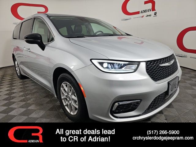 2024 Chrysler Pacifica Touring L FWD