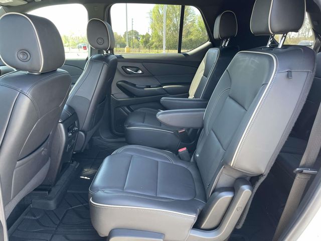 Used 2023 White Chevrolet Premier image 10