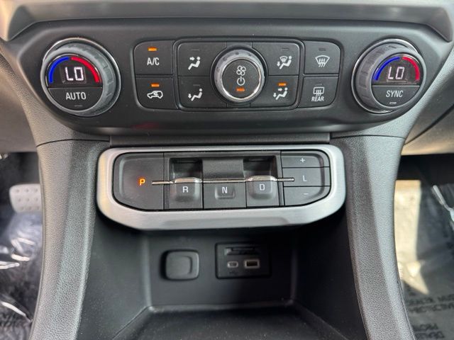 Used 2023 Black GMC SLT image 28