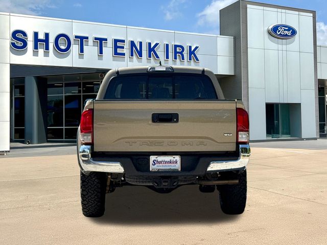 Used 2016 Toyota Tacoma Truck