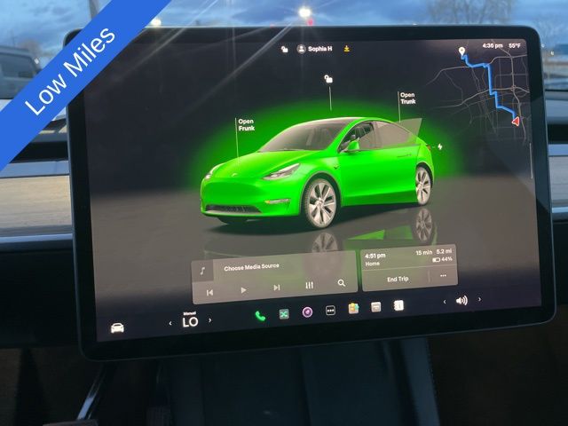 2023 Tesla Model Y Base 9