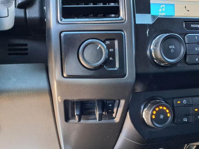 2019 Ford F-250SD XLT photo