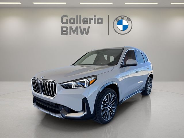 2026 BMW X1 28i's photo