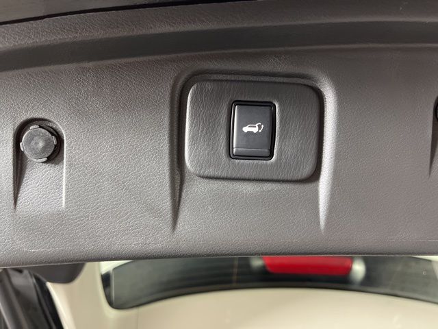 2023 Nissan Murano SL photo