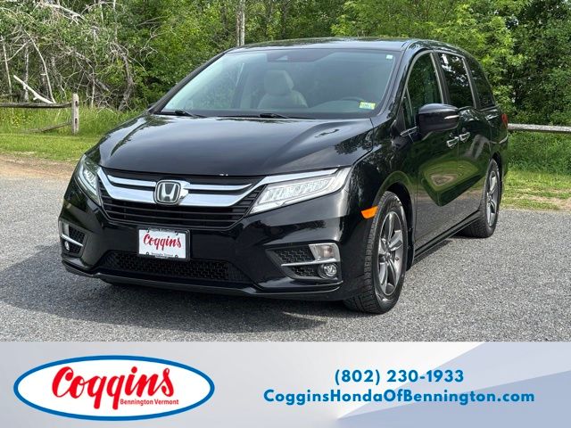 2018 Honda Odyssey Touring's photo