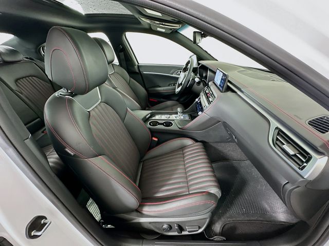 Thumbnail: 2025 Genesis G70 - 29