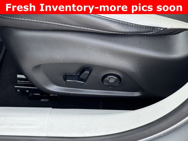 2020 Jeep Compass Latitude Silver at Texan Dodge Chrysler Jeep Ram