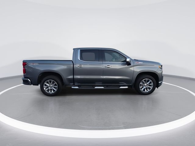 Used 2020 Gray Chevrolet LTZ image 9