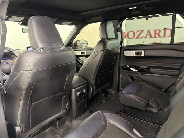 2023 Star White Metallic Tri-Coat Ford Explorer ST 4X4 SUV