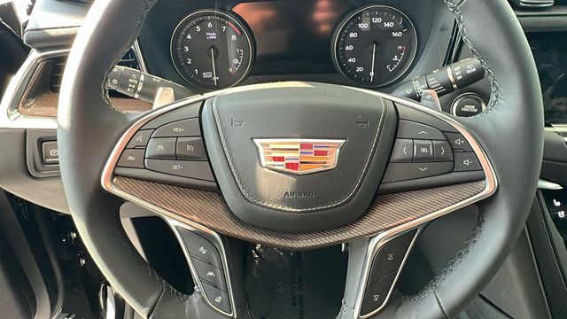 2024 Cadillac XT5 Sport 30