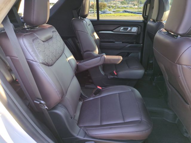 Used 2025 White Ford Platinum image 34