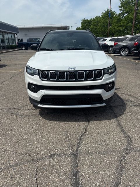 2024 Jeep Compass Limited 4X4's photo
