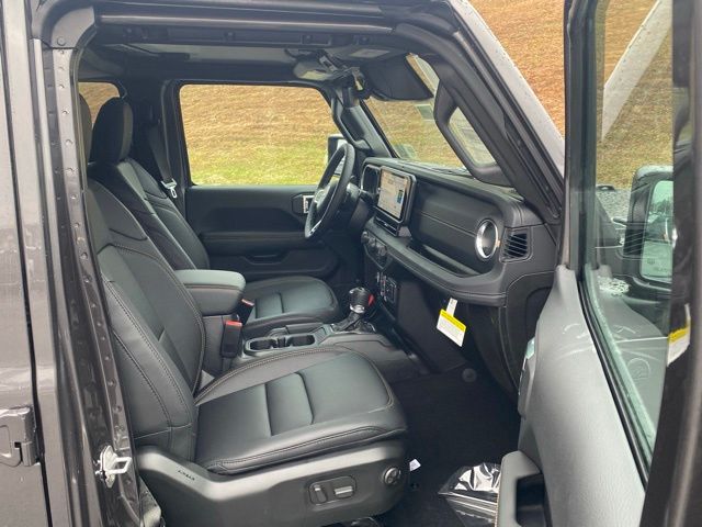 new 2026 Jeep Wrangler car, priced at $46,889