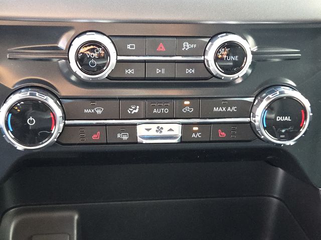 New 2026 White Ford XLT image 23