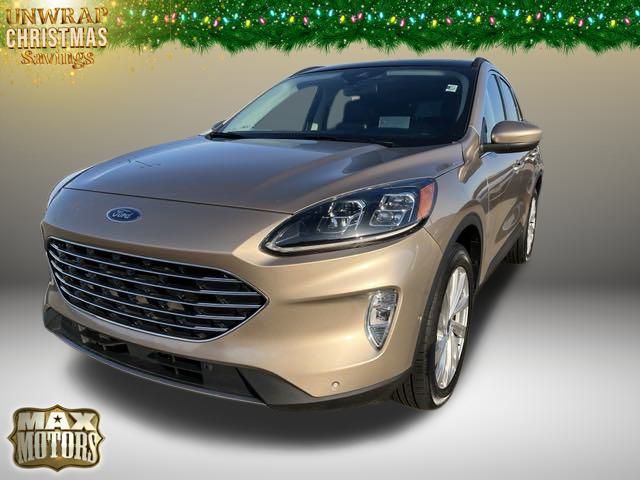 2021 Ford Escape Titanium 3