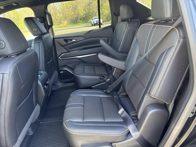 2026 Chevrolet Traverse - Image 24