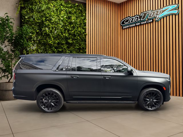 2023 Cadillac Escalade ESV Thumbnail