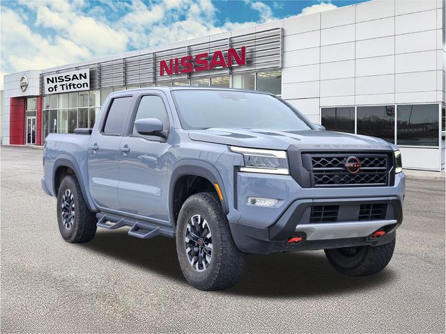 2023 Nissan Frontier PRO-X's photo