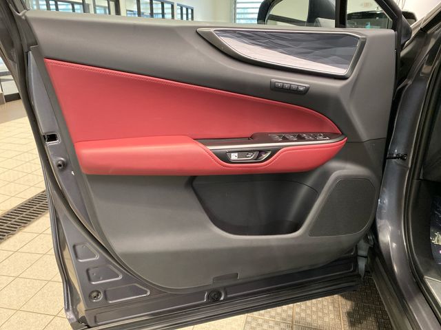 Used 2023  Lexus 350h Premium image 10