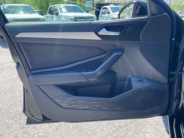 2019 Volkswagen Jetta 1.4T S - Black Uni exterior view 9