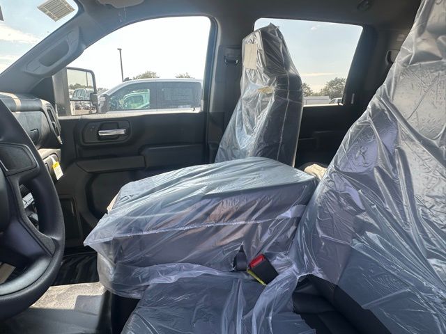 2024 Chevrolet Silverado 2500HD Work Truck photo