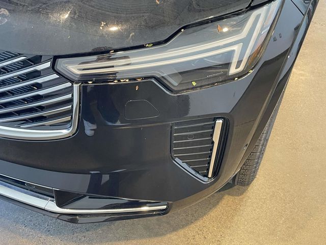 New 2026 Black Volvo B6 Plus 7-Seater image 7
