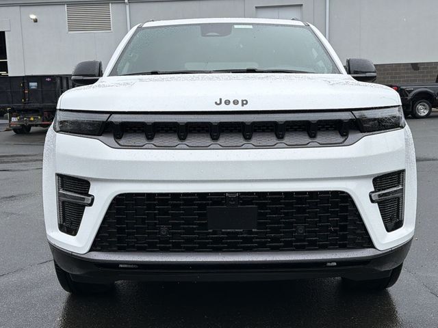 New 2026 Bright White Clear-Coat Exterior Paint Jeep Limited Reserve image 17