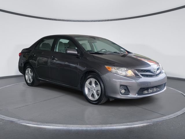 Magnetic Gray Metallic 2012 Toyota Corolla LE Sedan Front-Wheel Drive 4-Speed Automatic