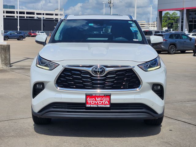 2025 Toyota Highlander Limited Beige at Toyota of Victoria