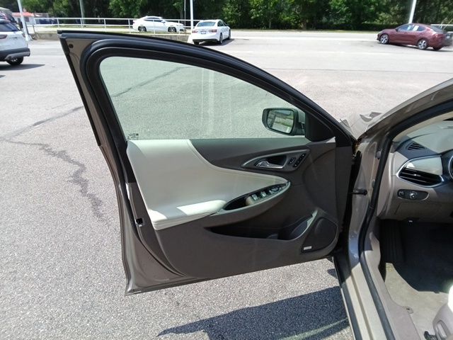 Used 2024 Chevrolet Malibu Sedan