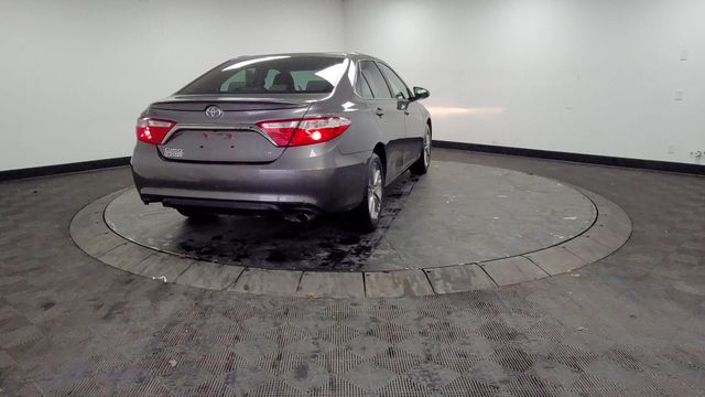 2016 – Toyota – Camry