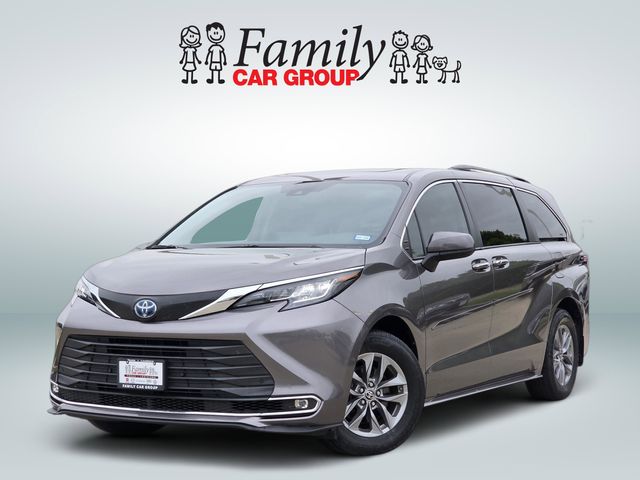 Predawn Gray Mica 2022 Toyota Sienna XLE 7-Passenger FWD Minivan Front-Wheel Drive Continuously Variable Transmission