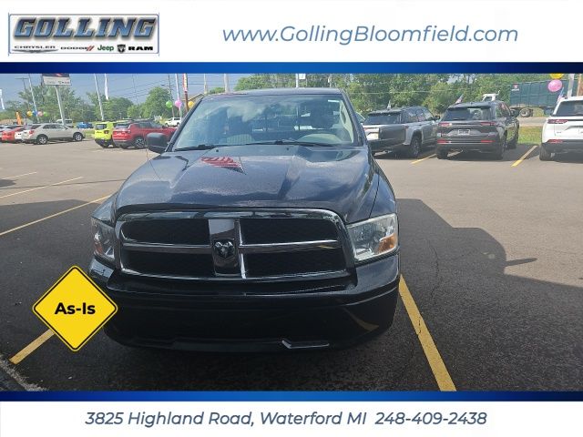 Brilliant Black Crystal PC/Light Graystone PC 2009 Dodge RAM 1500 Pickup Truck 4X2 4-Speed Automatic