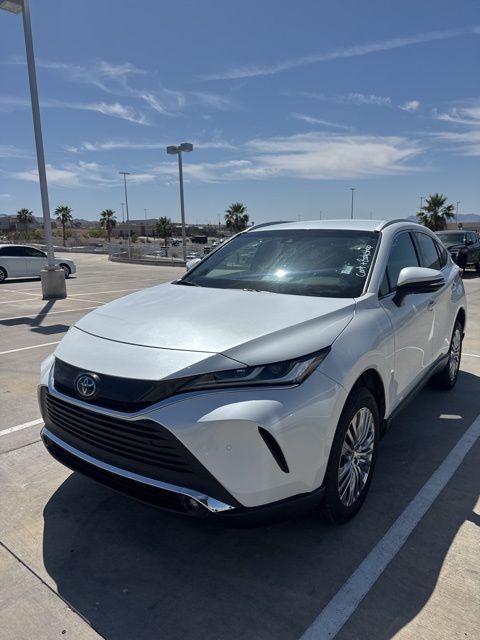 Pearl 2023 Toyota Venza XLE AWD SUV / Crossover All-Wheel Drive Continuously Variable Transmission