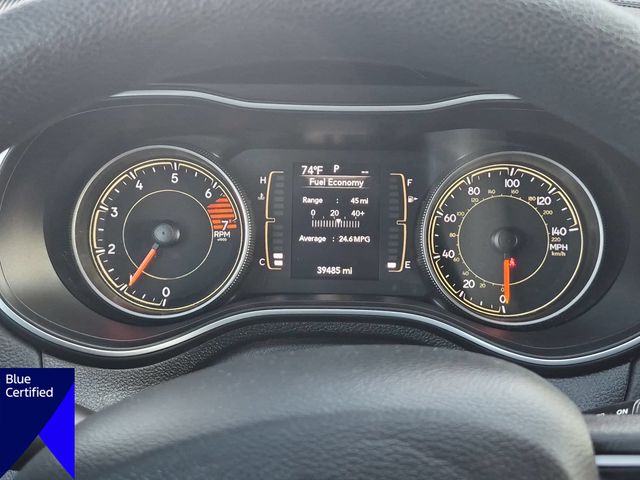 Used 2020 Silver Jeep Latitude image 20