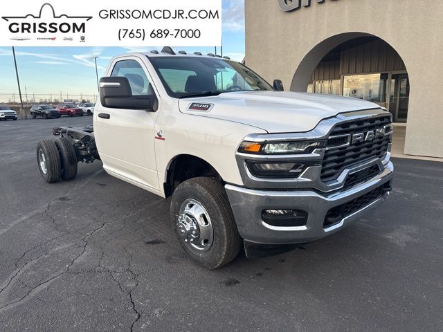 2026 RAM 3500 Chassis Tradesman Regular Cab LB DRW 4WD