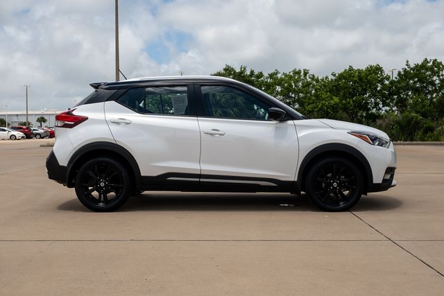 2020 Nissan Kicks SR White at Central Houston Nissan