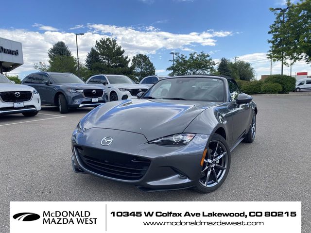 Machine Gray Metallic 2019 Mazda MX-5 Miata Convertible Rear-Wheel Drive 6-Speed Manual