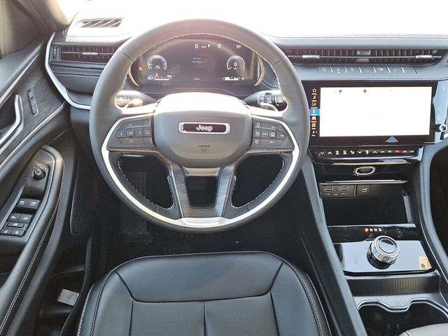 2026 Jeep Grand Cherokee Limited 4x2