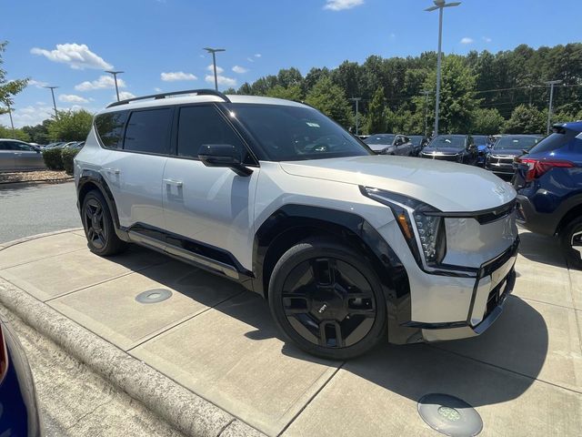 White (Ivory Silver) 2026 Kia EV9 SUV / Crossover All-Wheel Drive 1-Speed Automatic
