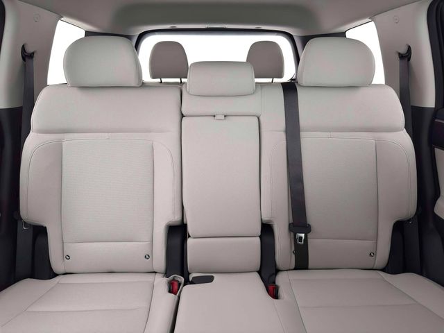 New 2026 White Hyundai SE image 16