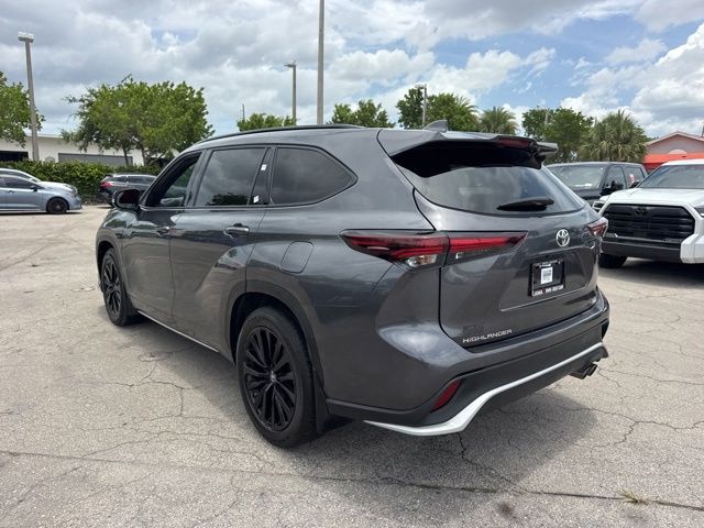 Used 2024 Toyota Highlander SUV