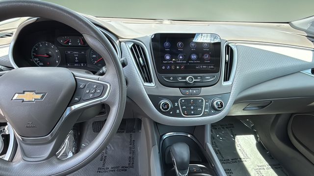 Used 2025 White Chevrolet LT image 11