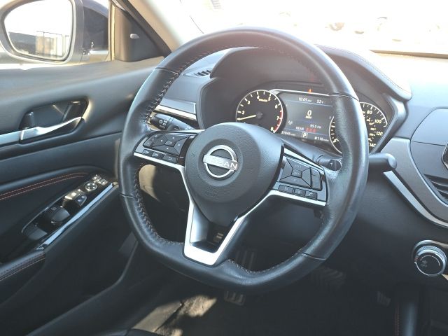 2023 Nissan Altima 2.5 SR:B02252