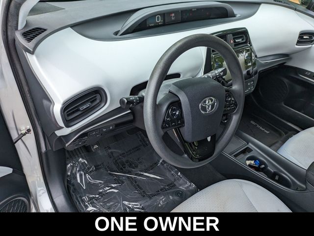 2019 Toyota Prius LE AWD-e photo
